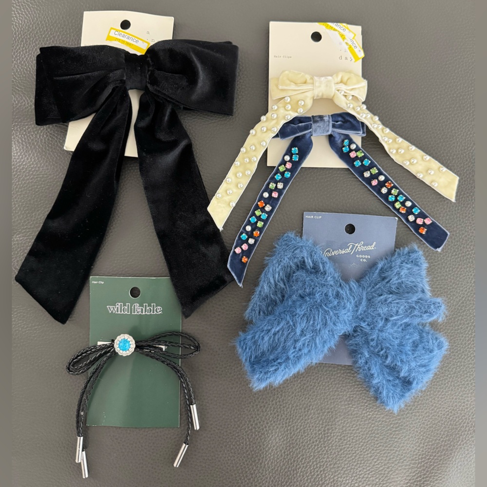 Hair Accessories Bow Set 5pcs total NEW